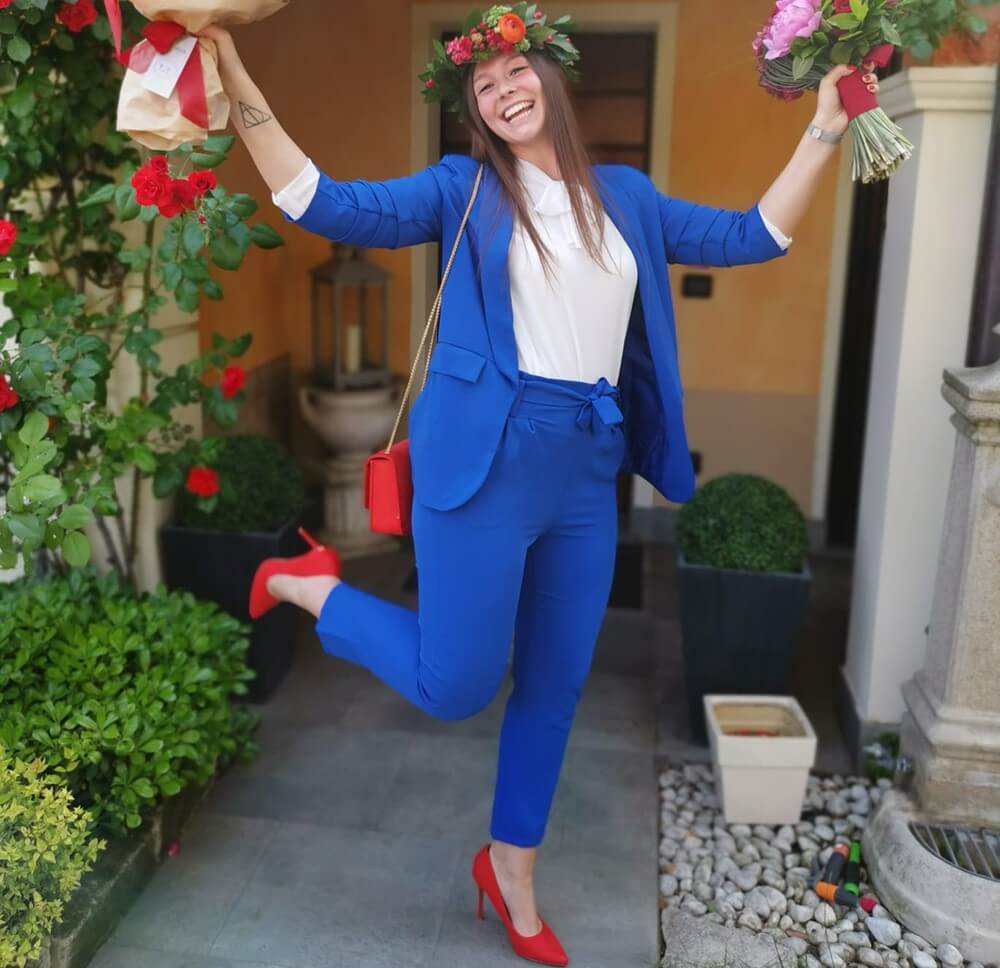 Come scegliere il vestito per la laurea eleganza e versatilita
